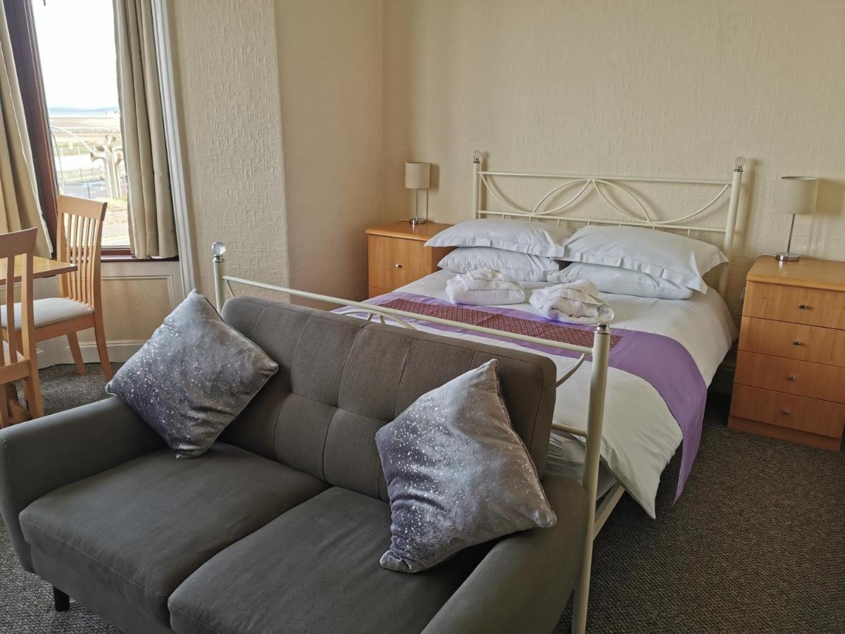 Westleigh Bed and Breakfast Morecambe Εξωτερικό φωτογραφία