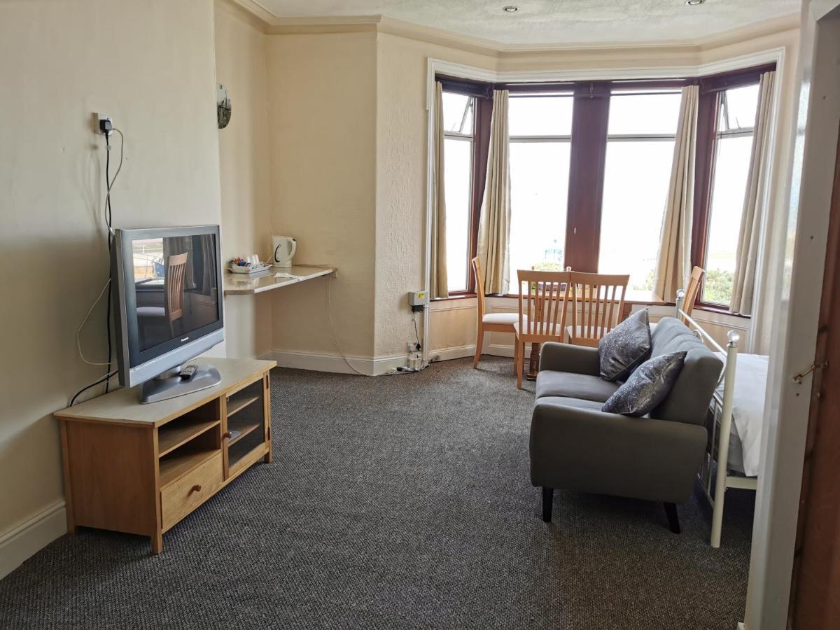 Westleigh Bed and Breakfast Morecambe Εξωτερικό φωτογραφία