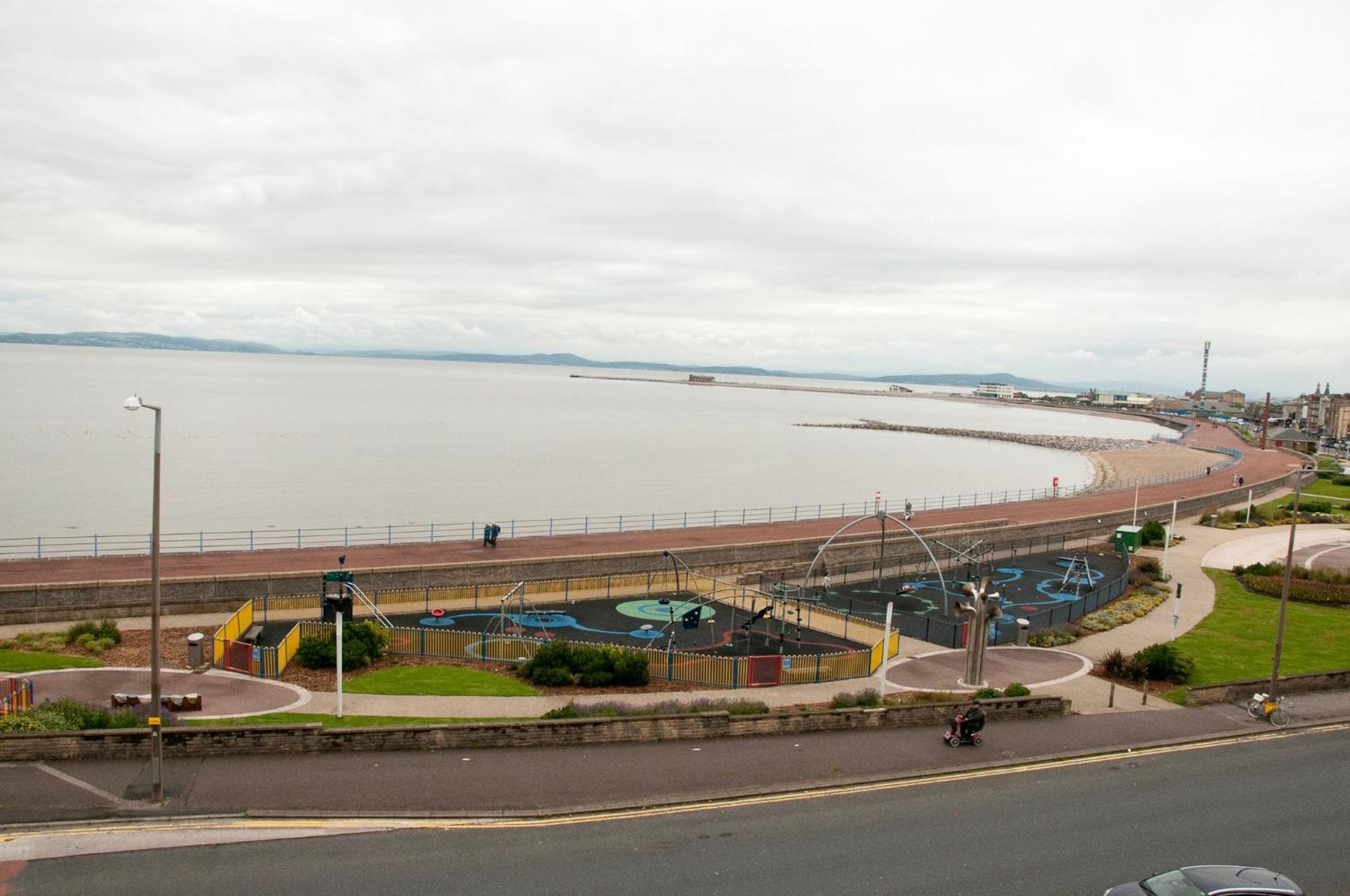Westleigh Bed and Breakfast Morecambe Εξωτερικό φωτογραφία