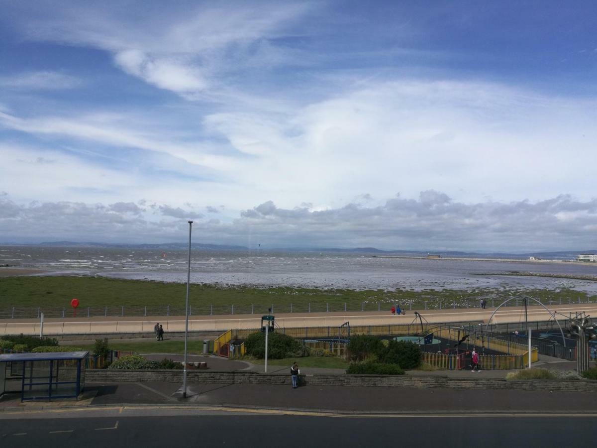 Westleigh Bed and Breakfast Morecambe Εξωτερικό φωτογραφία